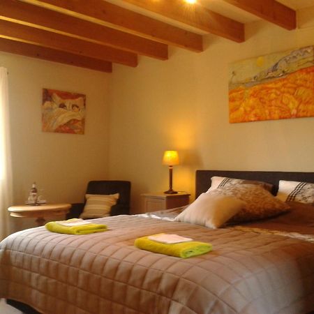 Luxury B&B Maison A Votre Sante, In Bordeaux Wine Region Savignac-de-Duras Room photo